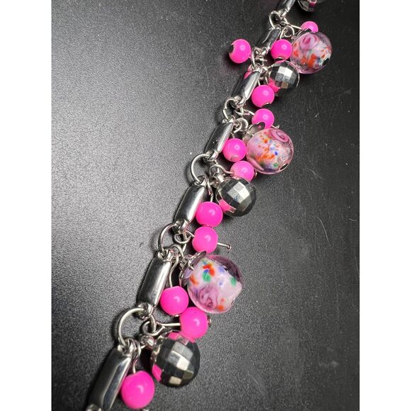 Bright Pink Beaded Bracelet - Picture 3 of 6